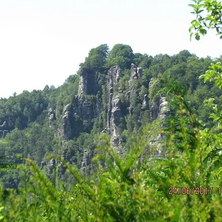 Holiday home Peine Comfortable Reinhardtsdorf-Schona