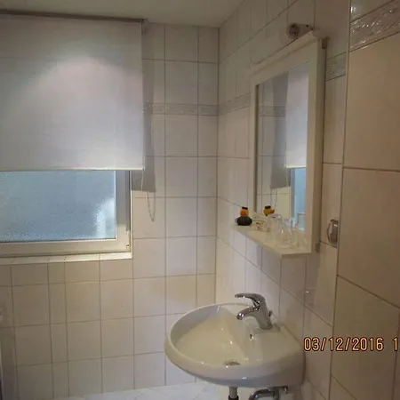 Peine Comfortable Ferienhaus Reinhardtsdorf-Schona